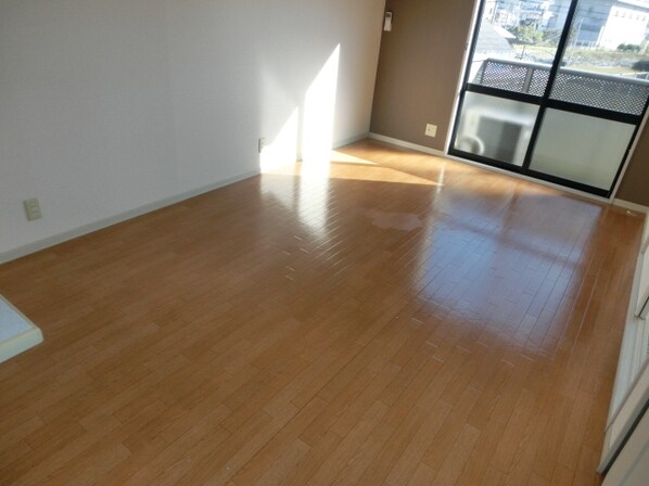 モンラヴィ青山の物件内観写真